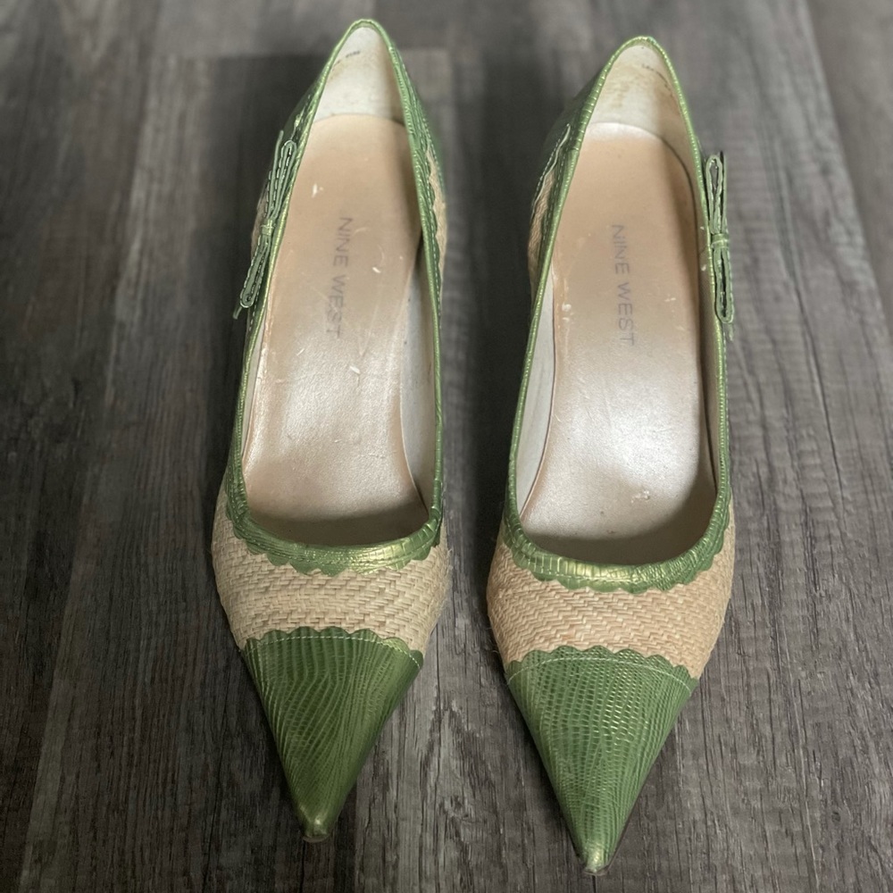 Nine West pointy toe heel